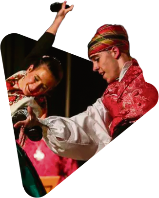 ESTHER GIMENO Y ADRIAN TOMÁS